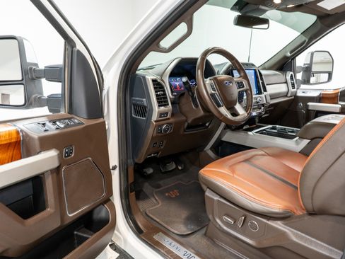 Used 2022 Ford F250 King Ranch w/ Chrome Package AWD/4WD image 14
