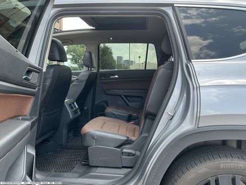 Used 2021 Volkswagen Atlas SEL Premium AWD/4WD image 9