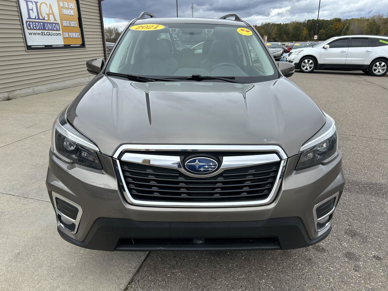 Used 2021 Subaru Forester Limited w/ Popular Package #3 AWD/4WD image 2