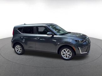 Used 2025 Kia Soul LX w/ LX Technology Package FWD video 2
