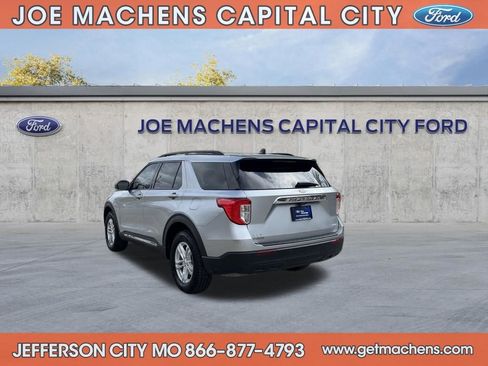 Certified 2023 Ford Explorer XLT image 7