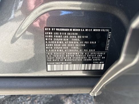 New 2026 Volkswagen Tiguan SE R-Line image 28