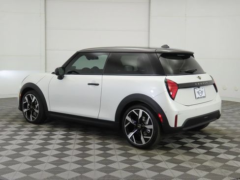 Used 2026 MINI Cooper 2-Door Hardtop FWD image 12