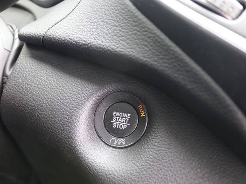 Used 2021 Jeep Cherokee Trailhawk AWD/4WD image 15