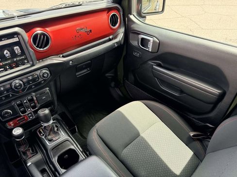 Used 2021 Jeep Gladiator Rubicon AWD/4WD image 28