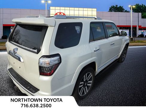Used 2016 Toyota 4Runner Limited image 6