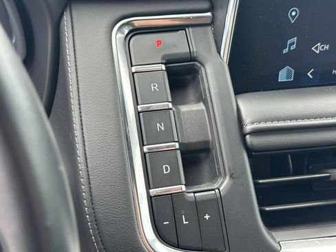 Used 2024 Chevrolet Tahoe LT image 30