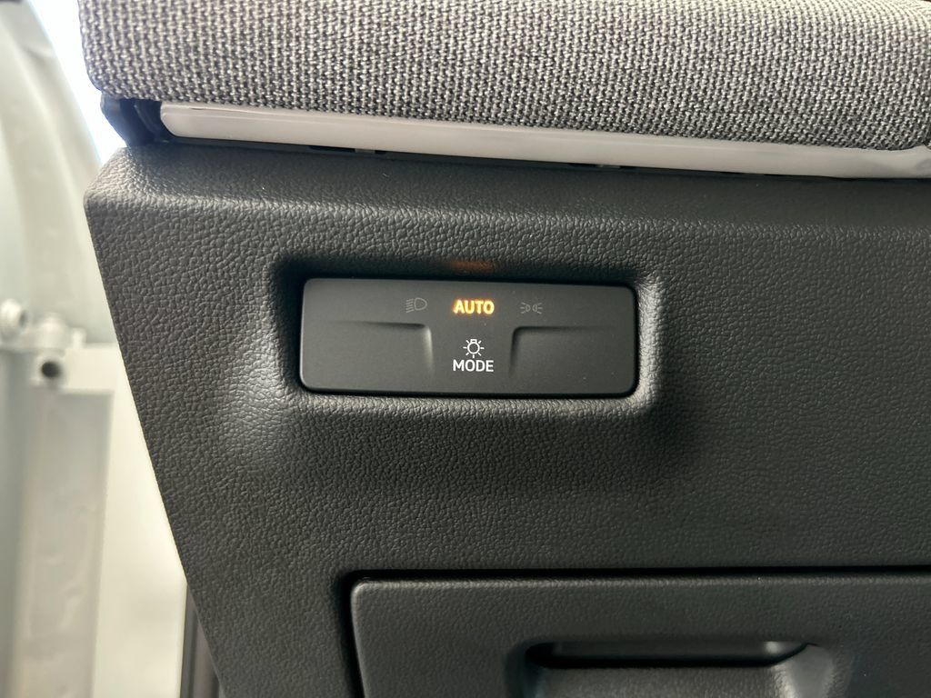 Certified 2026 Volkswagen Tiguan S FWD image 13