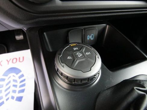 New 2025 Ford Bronco 4-Door image 23