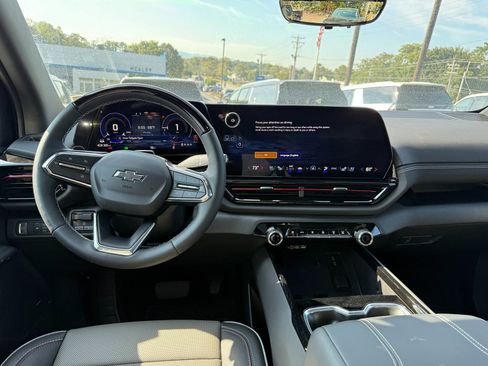 New 2026 Chevrolet Silverado EV Trail Boss w/ LPO, Gameday Tailgate Package image 26