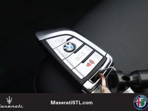 Used 2023 BMW 330i xDrive Sedan w/ Driving Assistance Package AWD/4WD image 24