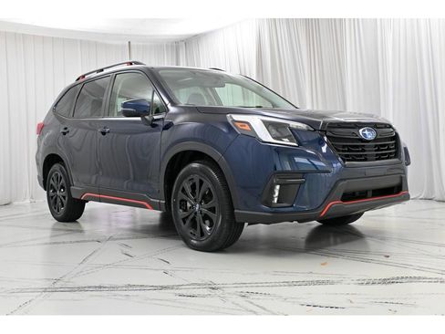 Used 2022 Subaru Forester Sport image 2