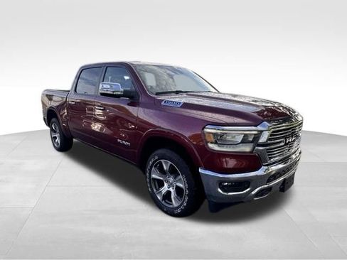 Used 2022 RAM 1500 Laramie AWD/4WD image 9