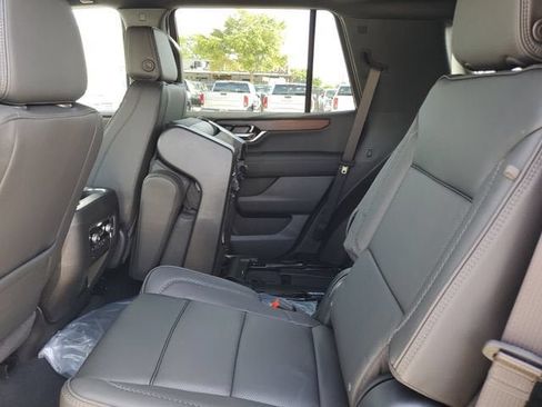 New 2026 GMC Yukon Denali RWD image 11