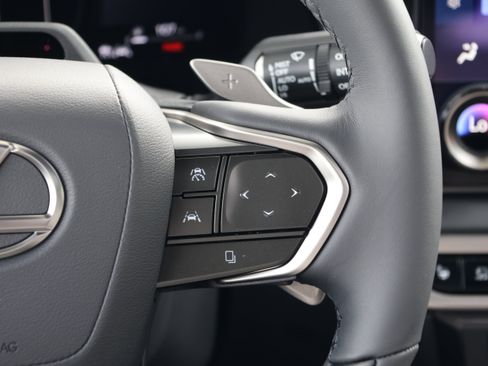 New 2026 Lexus RX 350h AWD/4WD image 29
