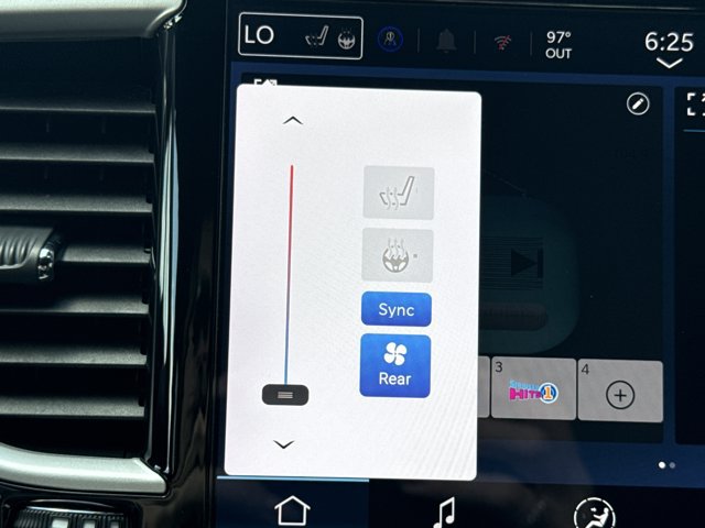 Used 2026 Chrysler Pacifica Select FWD image 20