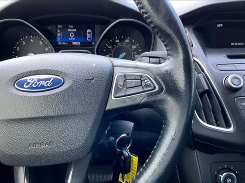 Used 2015 Ford Focus SE w/ Equipment Group 201A image 24