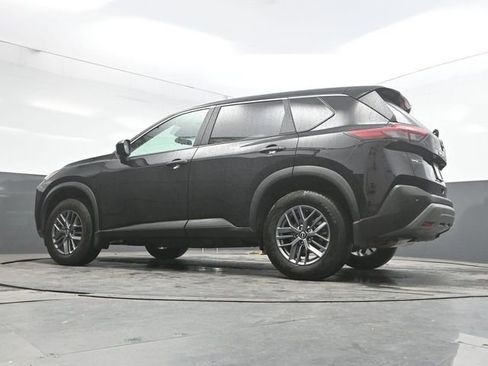 Used 2023 Nissan Rogue S AWD/4WD image 35