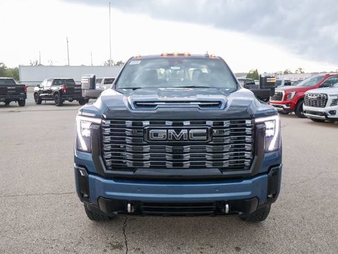 New 2026 GMC Sierra 3500 Denali Ultimate w/ LPO, Black Badging Package AWD/4WD image 31