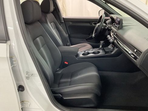 Used 2023 Honda Civic Sport image 29