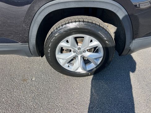 Used 2019 Volkswagen Atlas SE w/ Towing Package image 8