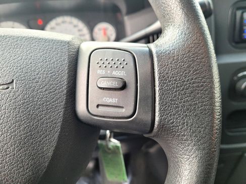 Used 2004 Dodge Ram 1500 Truck SLT image 25