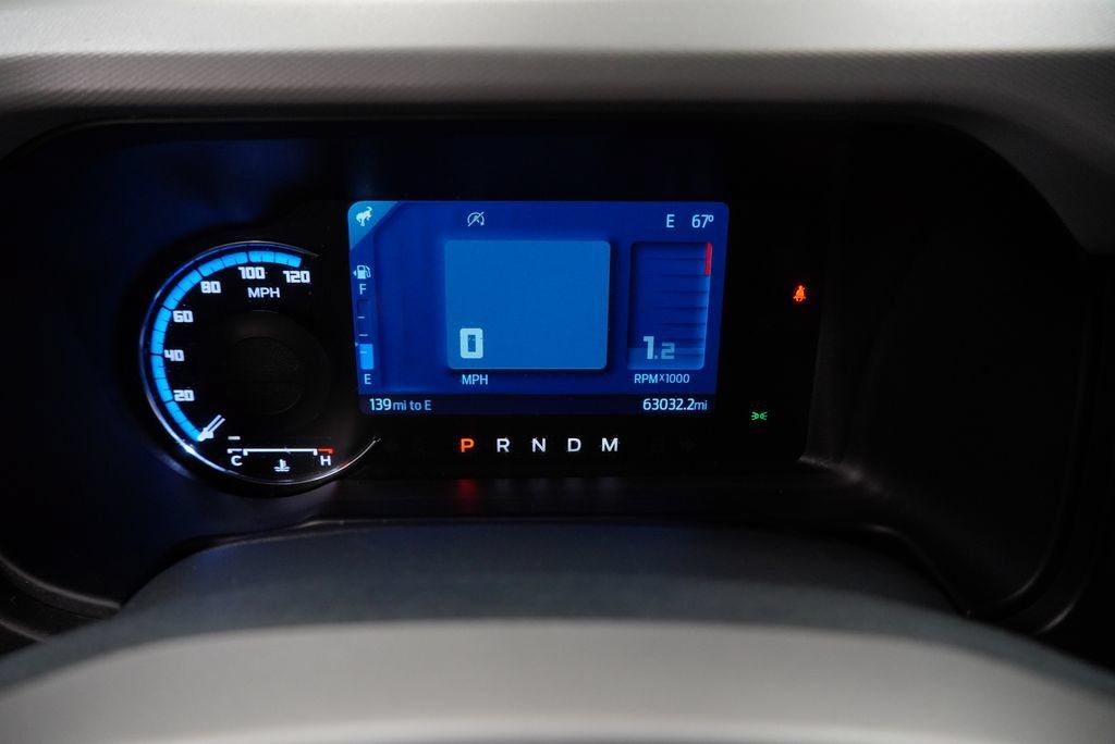 Used 2023 Ford Bronco Badlands w/ Sasquatch Package AWD/4WD image 4