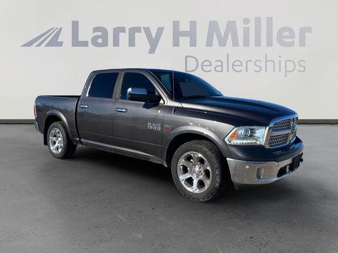 Used 2014 RAM 1500 Laramie w/ Convenience Group image 7