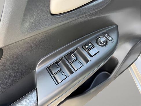 Used 2017 Honda Fit LX image 18