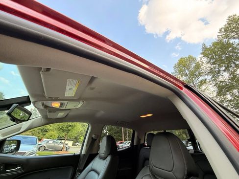 Used 2018 Chevrolet Colorado Z71 AWD/4WD image 44