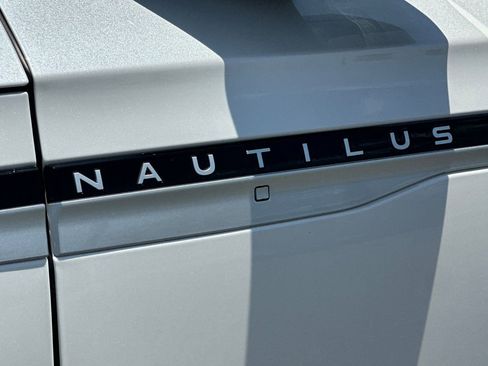 New 2026 Lincoln Nautilus Reserve AWD/4WD image 26