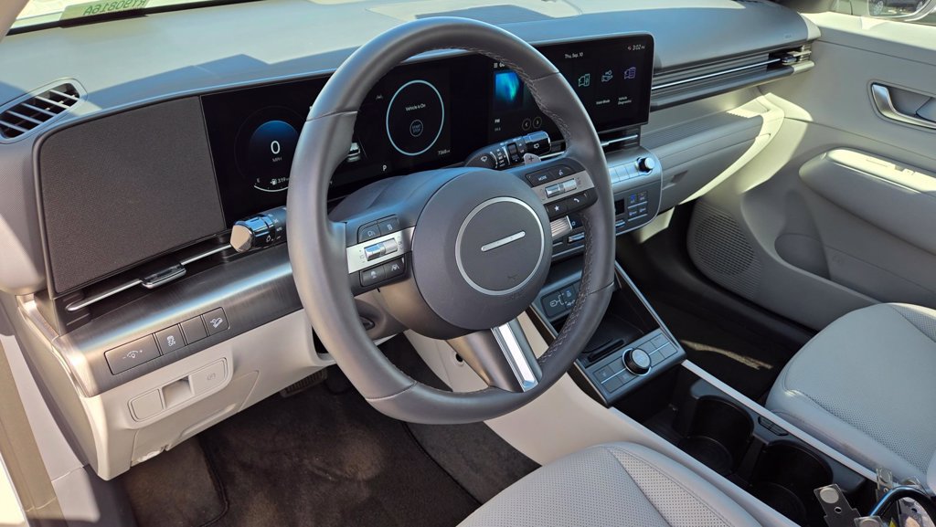Used 2026 Hyundai Kona SEL Premium FWD image 9