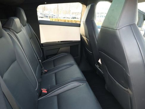 Used 2024 Tesla Cybertruck AWD Crew Cab image 25