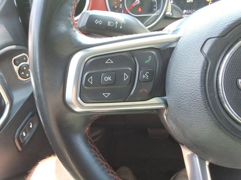 Used 2018 Jeep Wrangler Unlimited Rubicon AWD/4WD image 29