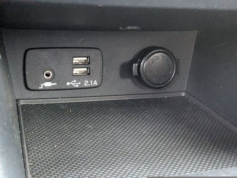 Used 2023 Subaru Crosstrek 2.0i Premium w/ Special Edition image 21