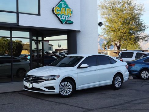 Used 2019 Volkswagen Jetta S w/ Driver Assistance Package image 3