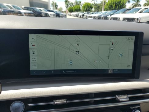 Used 2025 Hyundai Tucson SEL image 10