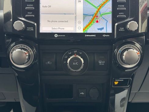 Used 2020 Toyota 4Runner TRD Off-Road image 41