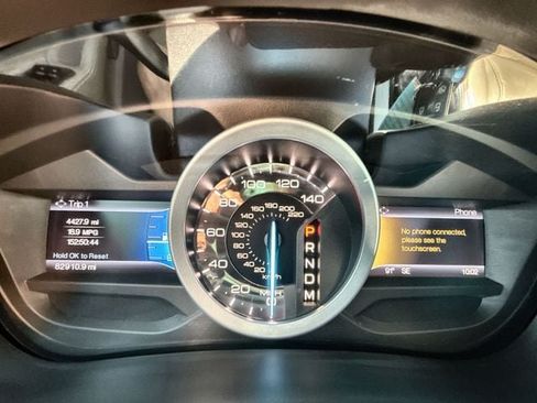 Used 2015 Ford Explorer XLT w/ Equipment Group 202A FWD image 15