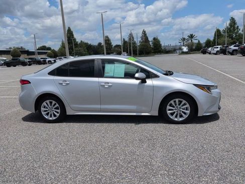 Used 2023 Toyota Corolla LE w/ LE Premium Package FWD image 3