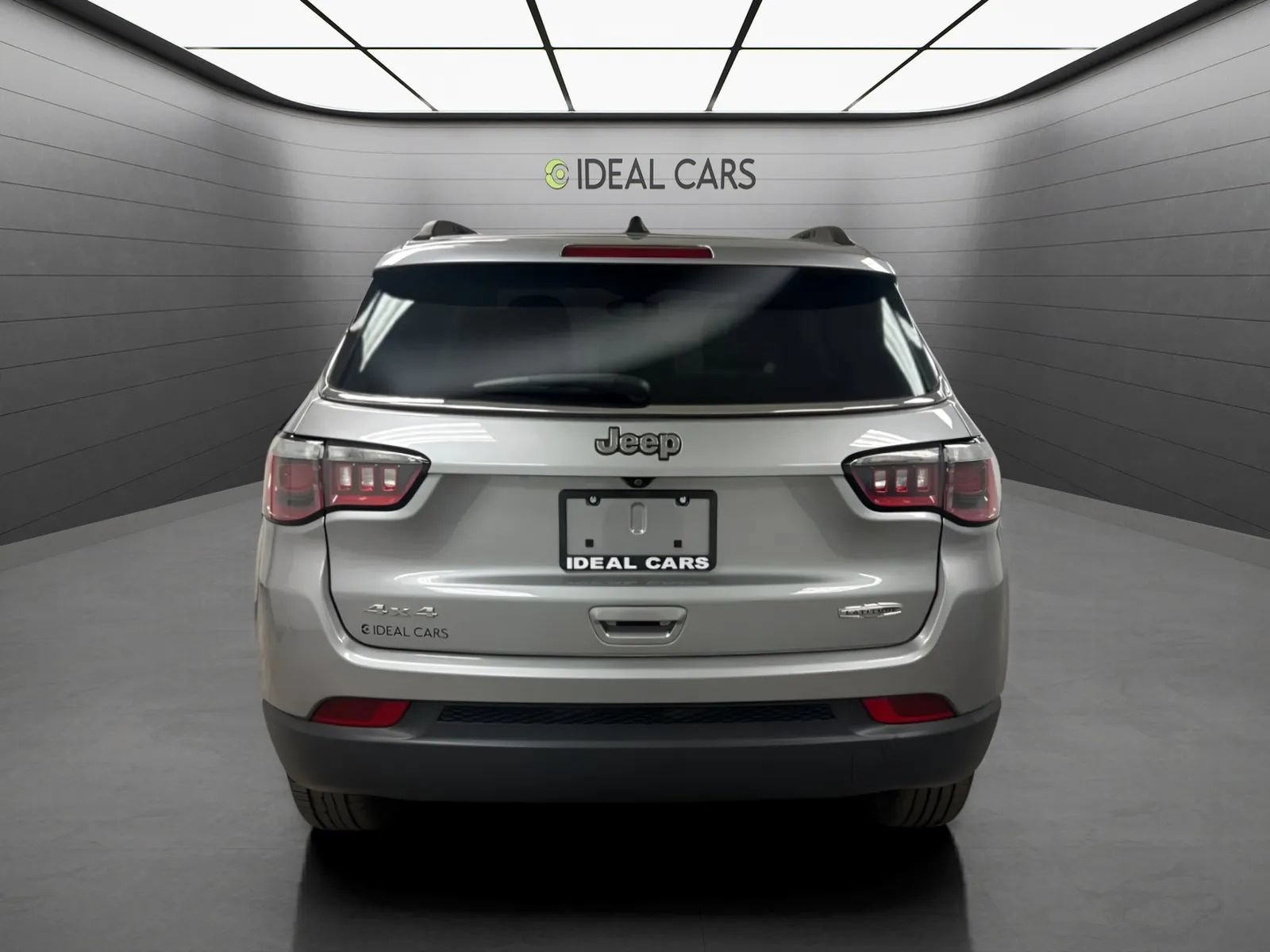 Used 2018 Jeep Compass Latitude w/ Popular Equipment Group AWD/4WD image 6