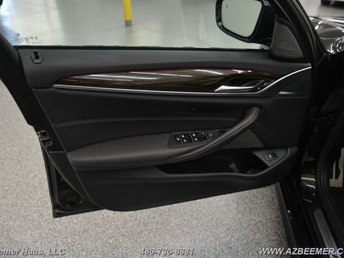 Used 2023 BMW 530i w/ M Sport Package RWD image 44