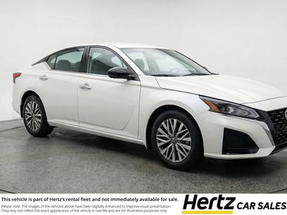 Used 2025 Nissan Altima 2.5 SV