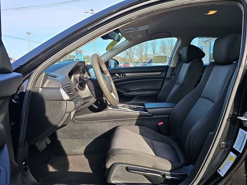 Used 2019 Honda Accord LX image 13
