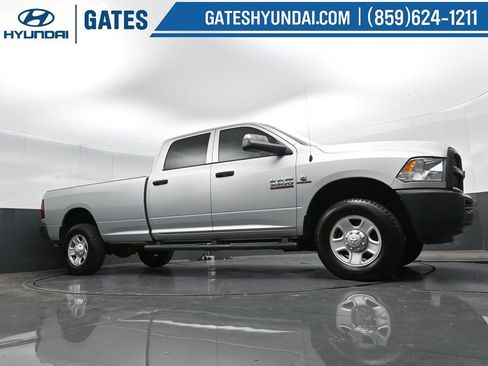 Used 2017 RAM 3500 Tradesman w/ Popular Equipment Group image 29