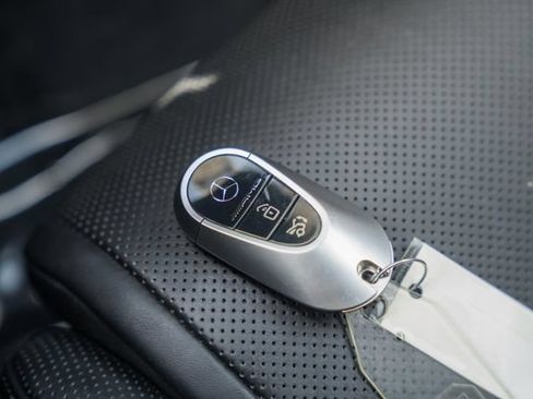 Used 2022 Mercedes-Benz SL 63 AMG 4MATIC image 49