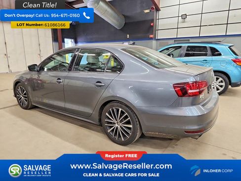 Used 2016 Volkswagen Jetta Sport FWD image 3