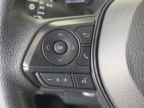 Used 2024 Toyota Corolla LE FWD image 21