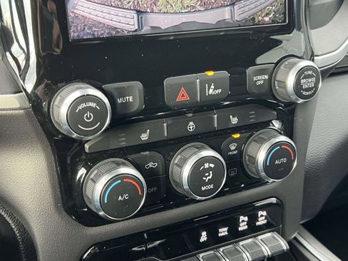 Used 2022 RAM 1500 Big Horn image 15