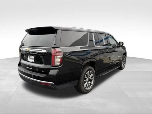 Used 2021 Chevrolet Suburban LT w/ Rear Media and Nav Package AWD/4WD image 13